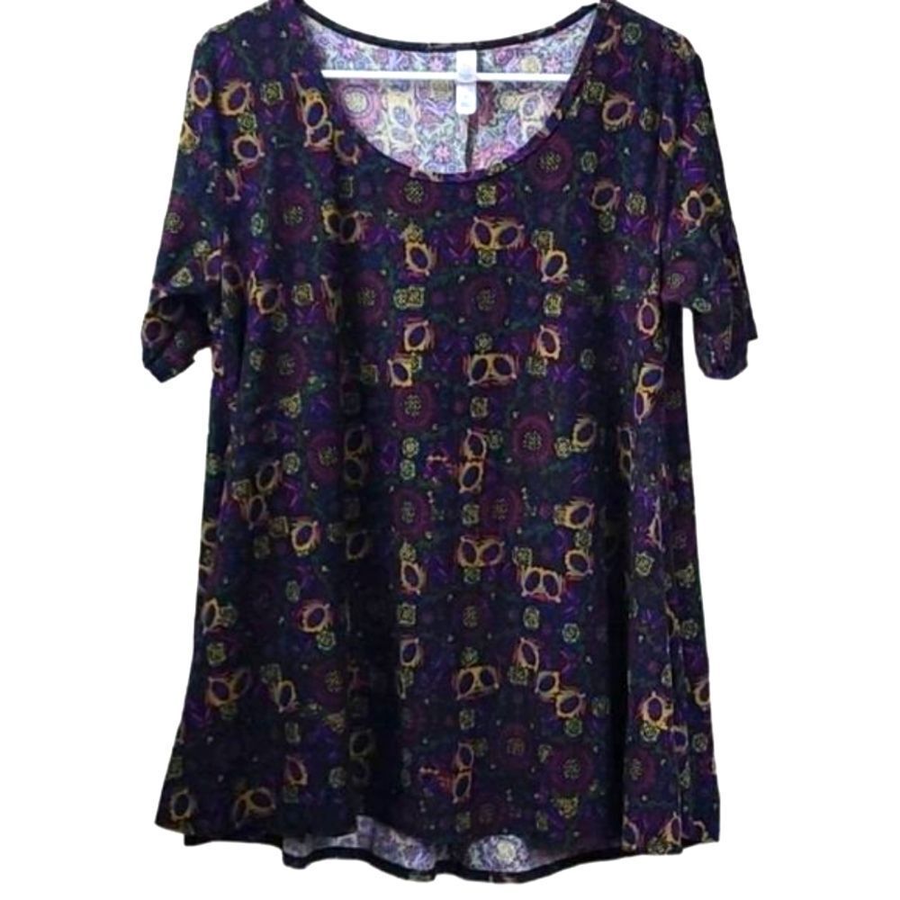 Lularoe Black Artsy Print Swing Top Small A-Line Tee Villain Fantasy Perfect T - Picture 13 of 14